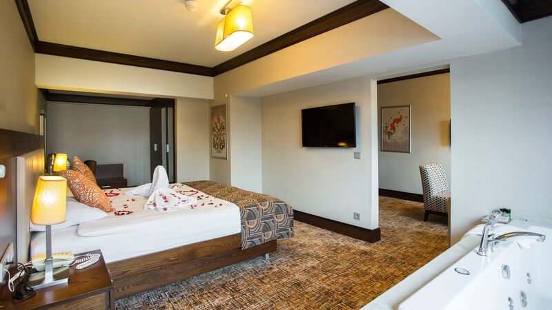 TAKSIM INT ABANT PALACE