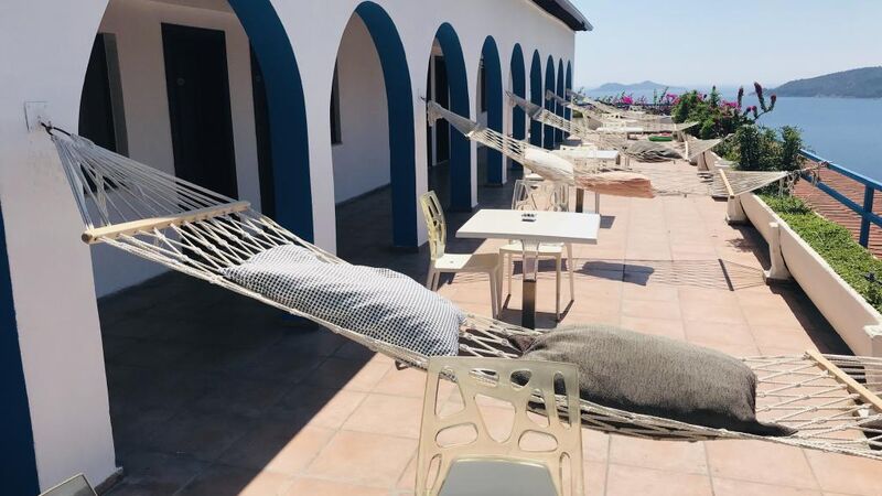 KALAMAR HOTEL