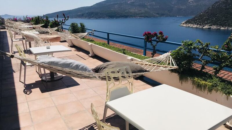 KALAMAR HOTEL