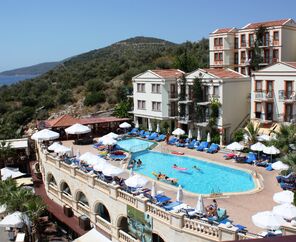 HOTEL PIRAT
