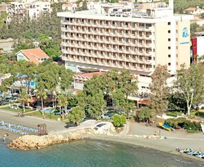 POSEIDONIA BEACH HOTEL