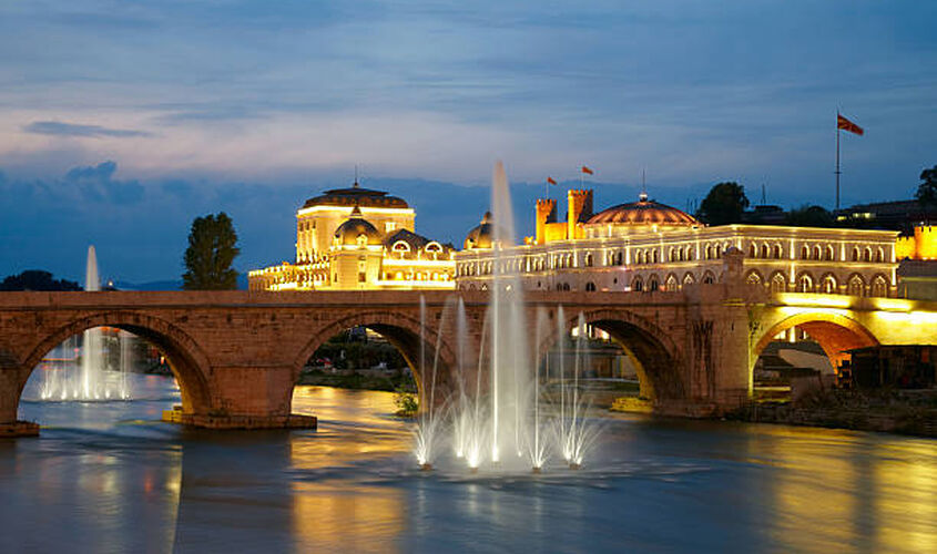 İSTANBUL'DAN 6 ÜLKE BALKANLAR RÜYASI TURU THY ile ÜSKÜP GİDİŞ / BELGRAD DÖNÜŞ VİZESİZ 7 Gece 8 Gün