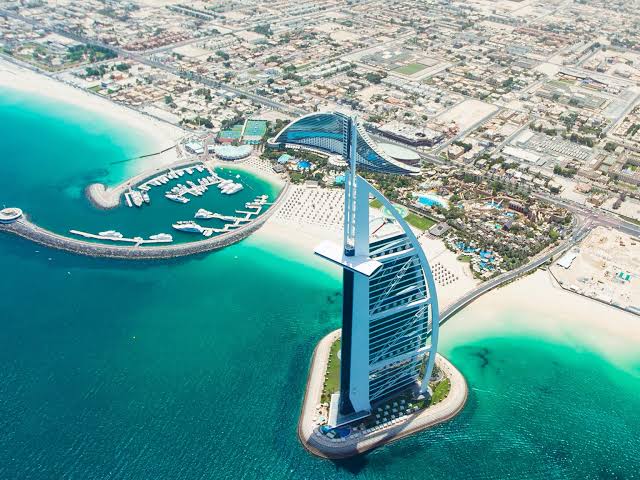 4 KAL 3 ÖDE DUBAİ TURU DUBAI VE ABU DHABI İKONLARI TURLARI DAHIL Pegasus Havayolları ile 4 gece