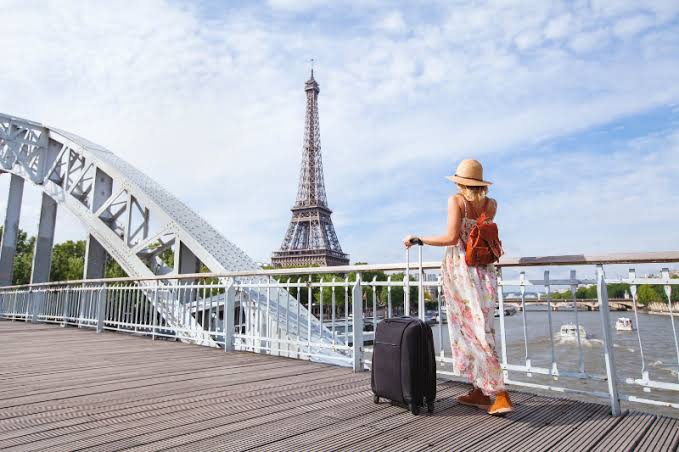 Görkemli Paris ve İncileri 3 Gece 4 Gün - THY ile