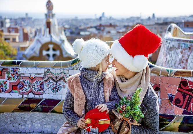 Barcelona Noel Pazarları Turu Girona Şehir Turu Dahil 4 Gece 5 Gün (GRO-GRO)
