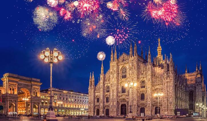İZMİR’DEN BERNİNA EXPRESS İLE  NOEL PAZARLARI MİLANO TURU SUNEXPRESS İLE 3 GECE